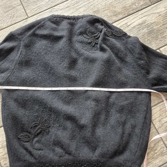 Vintage Anne-Scott Black 100% Cashmere Beaded Cardigan Sweater Lined 50s 60s M - Picture 9 of 10